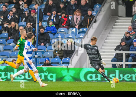 London, UK. 19th January 2019. Joe Lumley of Queens Park Rangers   during the EFL Sky Bet Championship match between Queens Park Rangers and Preston North End at the Loftus Road Stadium, London, England on 19 January 2019. Photo by Adamo Di Loreto.  Editorial use only, license required for commercial use. No use in betting, games or a single club/league/player publications. Credit: UK Sports Pics Ltd/Alamy Live News Stock Photo