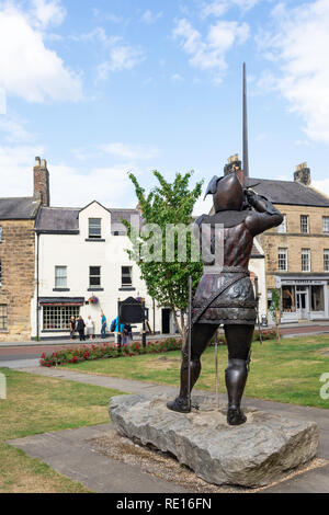 Sir Henry Percy 'Harry Hotspur' warrior statue, Narrowgate, Alnwick, Northumberland, England, United Kingdom Stock Photo