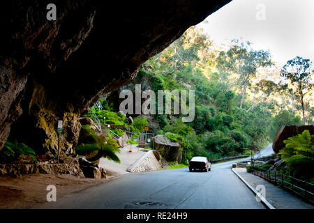 Stalactite and Stalagmite Jenolan Caves, Blue Mountains National Park ...