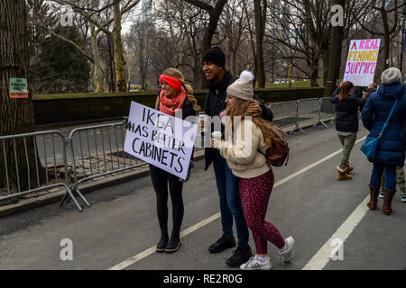 New York, USA. 19th January 2019. New York/USA - 01/19/18 - Participants and signs from the women's march 2019 Credit: Olivier Guiberteau/Alamy Live News Stock Photo