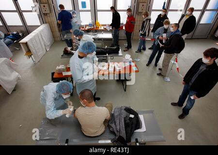 Outbreak, pandemic exercise by the Fire Brigade Essen, for mass vaccination of the population when at risk by a virus, Essen Stock Photo