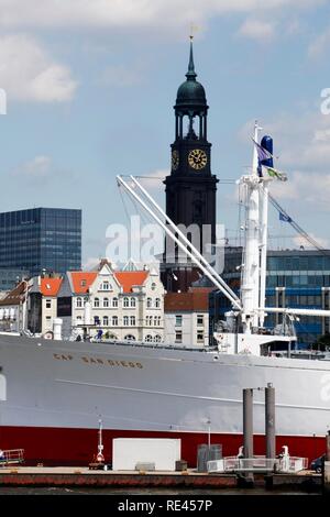 Museum ship, former cargo ship Cap San Diego, Landungsbruecken jetties, St. Pauli district, Hamburg Stock Photo