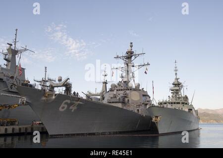 AKSAZ, Turkey (Nov. 20, 2016) Royal Canadian Navy frigate HMCS Charlottetown (FFH 339) moored outboard of USS Carney while in port in Aksaz, Turkey. Carney, an Arleigh Burke-class guided-missile destroyer, forward-deployed to Rota, Spain, is conducting a routine patrol in the U.S. 6th fleet area of operations in support of U.S. national security interests in Europe. Stock Photo