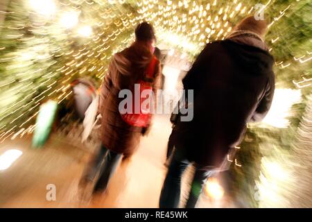 Christmas market visitors in the old town, Salzburg, Austria, Europe Stock Photo