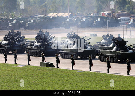 Vientiane, Laos. 20th Jan, 2019. Soldiers participate in a military ...