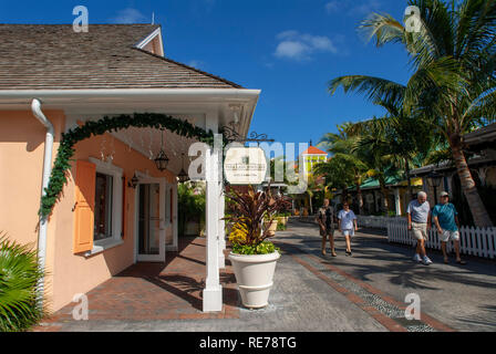 Luxury shops at Hotel Atlantis. Paradise Island, Nassau, New Providence Island, Bahamas, Caribbean. Panorama of Atlantis hotel and Paradise island. Stock Photo