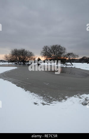 Janesmoor Pond at sunset in winter Stoney Cross New Forest National Park Hampshire England Stock Photo