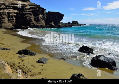 Green sand olivine beach, Big Island of Hawaii, USA Stock Photo