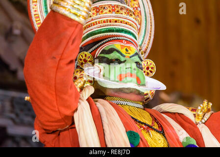 Traditional play / dance, Kerala Kathakali performance, Cochin, Kochi, Kerala, India Stock Photo