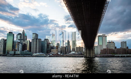 The Downtown Manhattan skyline as seen from Brooklyn Bridge Park Stock Photo