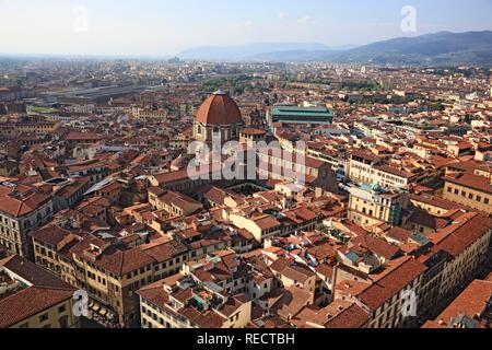 Basilica di San Lorenzo with monastery and cloister in Florence, Firenze, Tuscany, Italy, Europe Stock Photo
