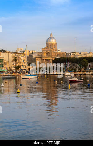 The picturesque harbour front at Kalkara, Valletta, Malta Stock Photo