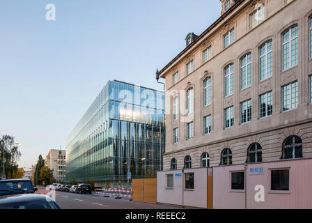 Contextual facade juxtaposition. Swiss Re Office headquarters, Zurich, Switzerland. Architect: Diener & Diener, 2017. Stock Photo