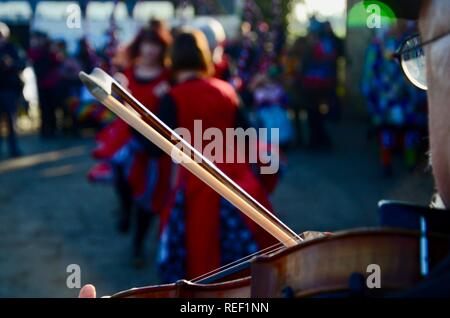 Grimsby folk dancing group The Herring Gals celebrate Wassail at the Skidbrooke Cyder Company, Lincolnshire, England. Stock Photo