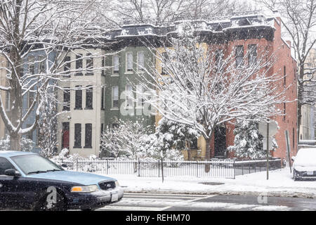 Victorian rowhouses look timeless in freshly fallen snow, 16th and T Streets NW, Washington, DC. Stock Photo