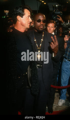 download sylvester stallone and wesley snipes