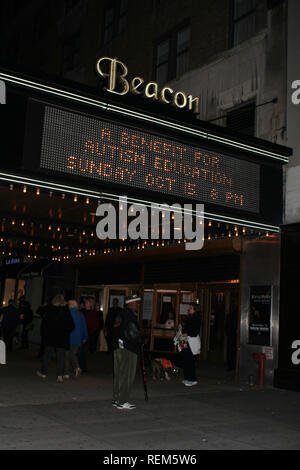 New York, NY - October 15: (Exterior) at 'Night Of Too Many Stars'  hosted by Jon Stewart at The Beacon Theater on Sunday, October 15, 2006 in New Yor Stock Photo