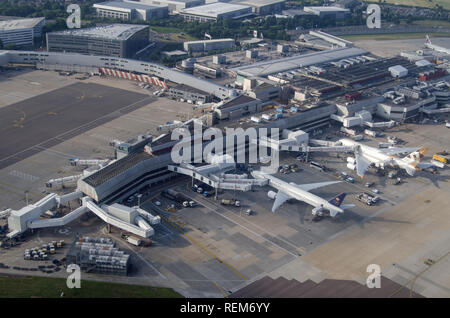 Aerial view of London's Heathrow Airport Terminal 5 Stock Photo ...