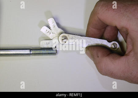 Screw pitch gauge hi-res stock photography and images - Alamy