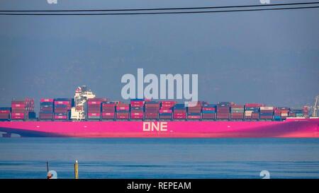 https://l450v.alamy.com/450v/repeam/close-up-of-container-ship-from-shipping-company-ocean-network-express-one-a-joint-venture-of-several-japanese-shipping-companies-including-k-line-and-nippon-yusen-with-distinctive-hot-pink-color-scheme-docked-at-the-port-of-oakland-in-oakland-california-january-4-2019-repeam.jpg