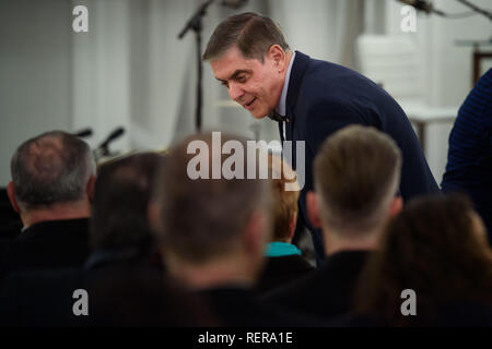 Berlin, Germany. 22nd Jan, 2019. Romani Rose, Chairman of the Central Council of Sinti and Roma, comes to a cultural evening of Sinti, Roma and Jeni at Bellevue Castle, the official residence of the Federal President. Credit: Gregor Fischer/dpa/Alamy Live News Stock Photo