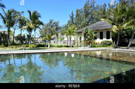Tamarin, Mauritius. 06th Nov, 2017. The resort of the Hotel Riu Le Morne on the southwest coast of the island Mauritius in the Indian Ocean. Credit: Holger Hollemann/dpa/Alamy Live News Stock Photo