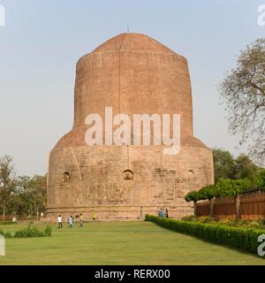 Dhamekh stupa, Isipatana Deer Park, Sarnath, Uttar Pradesh, India, South Asia Stock Photo