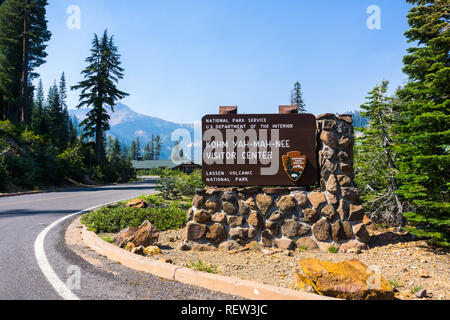 Posted sign for Kohm Yah-mah-nee Visitor Center in Lassen Volcanic National Park, Northern California Stock Photo