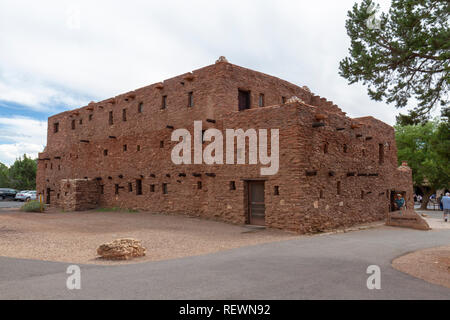 Hopi House on the South Rim in the Grand Canyon Village, Grand Canyon National Park, Arizona, United States. Stock Photo