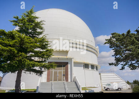 May 7, 2017 San Jose/CA/USA - Dome that houses the 120-inch Shane telescope at Lick Observatory - Mount Hamilton, south San Francisco bay Stock Photo