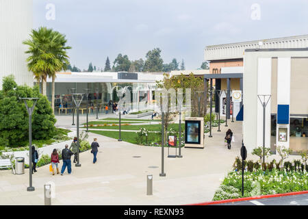 January 11, 2018 Palo Alto / CA / USA - People shopping at the open air Stanford shopping center, San Francisco bay area Stock Photo