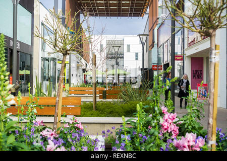 January 11, 2018 Palo Alto / CA / USA - Stores and cafes at the open air Stanford shopping center, San Francisco bay area Stock Photo