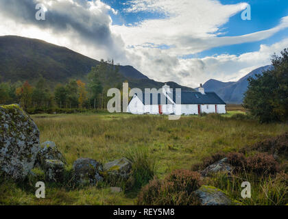 Black Rock Cottage climbing hut in Glen Coe in the Scottish Highlands Stock Photo