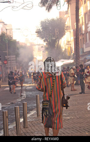 2018 July Torrent, Valencia. Moro man dressed in the battle for the conquest of the square during the Trabucà of the battle of Moors and Christians. Stock Photo