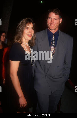 BEVERLY HILLS, CA - OCTOBER 25: Actor Christopher Reeve and wife Dana Reeve attend Columbia Pictures' 'The Remains of the Day' Premiere on October 25, 1993 at The Academy of Motion Picture Arts & Sciences in Beverly Hills, California. Photo by Barry King/Alamy Stock Photo Stock Photo