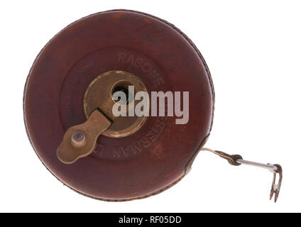 https://l450v.alamy.com/450v/rf05dd/old-rabone-chesterman-tape-measure-on-white-background-rf05dd.jpg