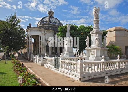 Cementerio Cristóbal Colón (Christoph Columbus Cemetery) in Havana, Cuba, Caribbean Stock Photo