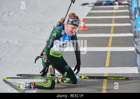 Lenzerheide, Switzerland. 24th Jan, 2019. Janina Hettich during the 2019 IBU Biathlon Cup Women 7.5 km Sprint competition in Lenzerheide. Credit: Rolf Simeon/Alamy Live News Stock Photo