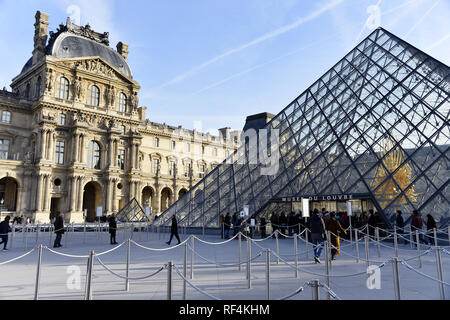 Le Louvre Museum - Paris - france Stock Photo