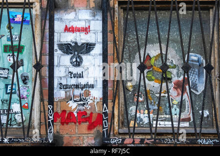 Berlin, Mitte, Street art and graffiti on brick elevated railway viaduct in Dircksenstrasse Stock Photo