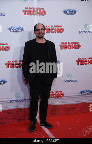 Madrid, Spain. 24th January, 2019. Jordi Sanches, Spanish actor, attended the premiere, posing in the photocall. A film directed by Juana Macias with Jordi Sánchez, Silvia Abril, Daniel Guzmán, Malena Alterio. Credit: Jesús Hellin/Alamy Live News Stock Photo