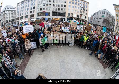 Munich, Bavaria, Germany. 25th Jan, 2019. Showing no signs of abating, over 3,500 students participated in the Fridays for Future climate strike at Munich's Max Joseph Platz. The protestors are calling on world governments to take decisive action against climate change. The demonstration ended with an artistic action where the participants used chalk to colour the ground with environmental designs and slogans. Credit: ZUMA Press, Inc./Alamy Live News Stock Photo