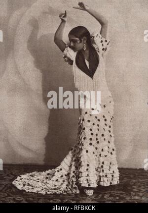 Carmen Amaya (1918-1963), bailarina de flamenco de origen gitano. Año 1935. Stock Photo