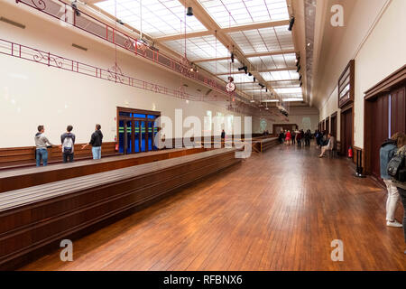 The Baggage hall  Le Titanic à Cherbourg