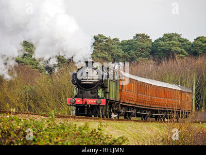 Ex GNR N2 class loco and a Gresley designed Quad-Art set of articulated suburban carriages recreate a commuter train from the mid-1920's. Stock Photo