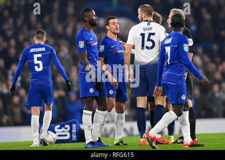 LONDON, UK 24 JANUARY Chelsea defender Cesar Azpilicueta argues with Referee Martin Atkinson  during the Carabao Cup match between Chelsea and Tottenham Hotspur at Stamford Bridge, London on Thursday 24th January 2019. (Photo Credit: MI News & Sport) Stock Photo