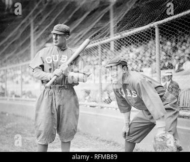 Chicago cubs players Black and White Stock Photos & Images - Alamy