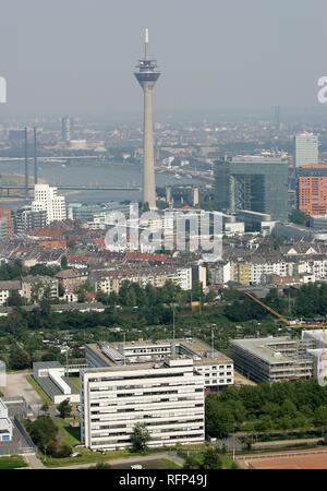 City center with building of the federal police in the foreground, Duesseldorf, North Rhine-Westphalia, Germany Stock Photo