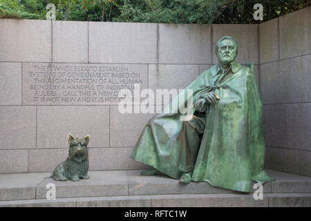 Statue of Roosevelt sitting with dog, Fala, Franklin Delano Roosevelt Memorial, Washington D.C., United States of America, North America Stock Photo