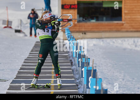 Lenzerheide, Switzerland. 26th Jan, 2019. Nadine Horchler during the 2019 IBU Biathlon Cup Women 10 km Pursuit competition in Lenzerheide. Credit: Rolf Simeon/Alamy Live News Stock Photo